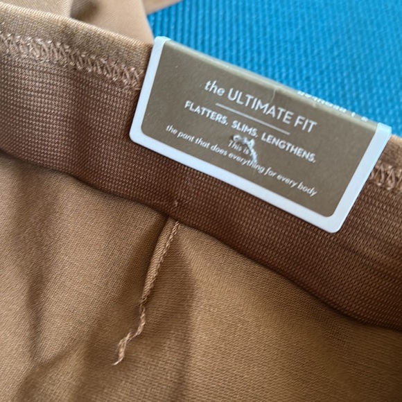 Chico’s Juliet Ankle Pant Ultimate Fit Brevity Brown Tan Ponte Knit Pants 2 NWT - Picture 13 of 16